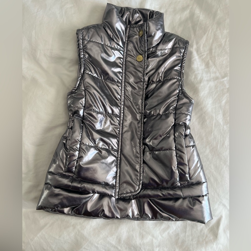 ❤️Imoga Silver Puffer Vest, Like new